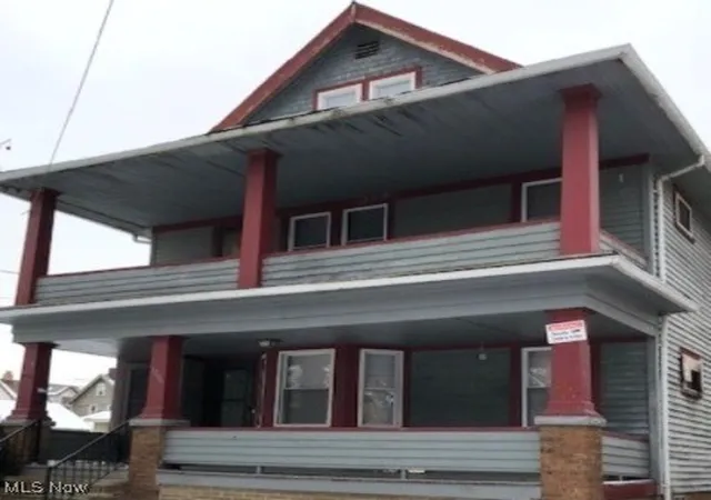 3296-w-99th-street-cleveland-oh-44102/hzid_dacca0e3