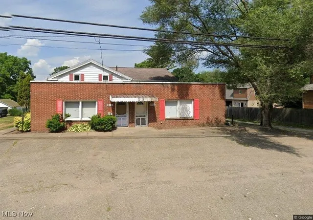 6090-manchester-rd-new-franklin-oh-44319/hzid_a2e4d336