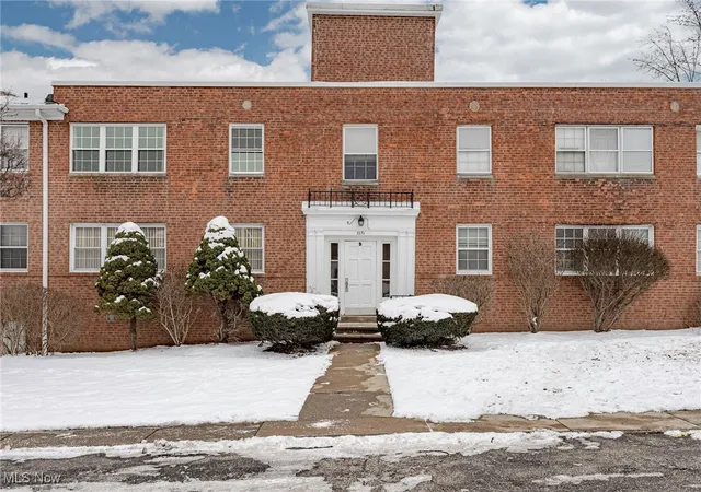 3271-warrensville-center-rd-8b-shaker-heights-oh-44122/hzid_f20e6f1f