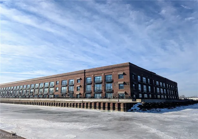 401-w-shoreline-dr-116-sandusky-oh-44870/hzid_95cfa69e