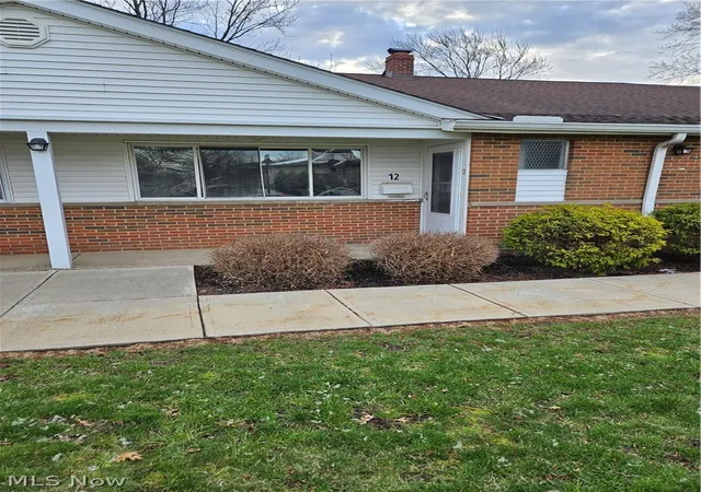 25600-country-club-blvd-north-olmsted-oh-44070/hzid_3f0b9b07