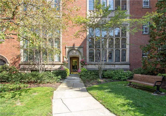13715-shaker-blvd-1b-cleveland-oh-44120/hzid_3c5f944b
