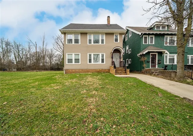 1630-coventry-rd-cleveland-oh-44118/hzid_d091bd28
