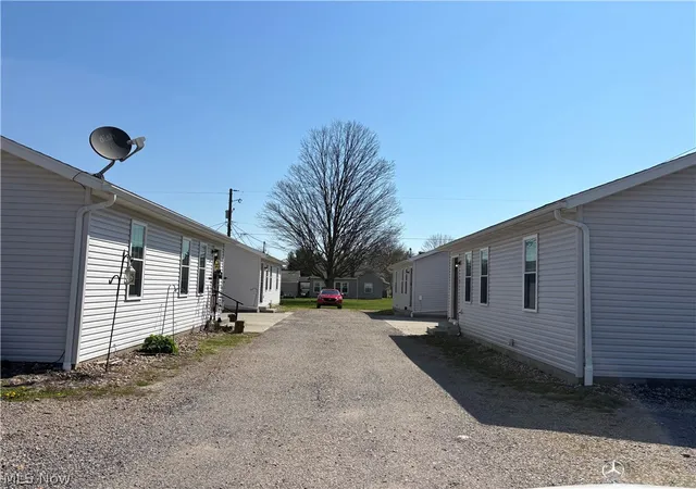 623-11th-drive-nw-new-philadelphia-oh-44663/hzid_b279a858