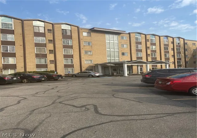 25735-lorain-rd-304-north-olmsted-oh-44070/hzid_be44850c