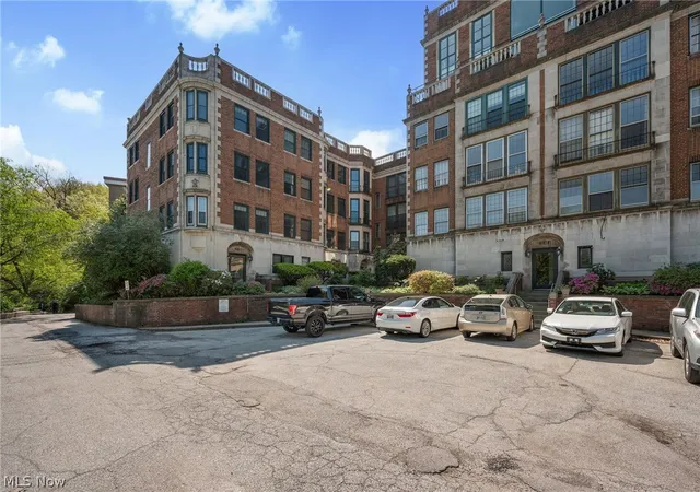 11430-cedar-glen-b5-cleveland-oh-44106/hzid_f25d6c67