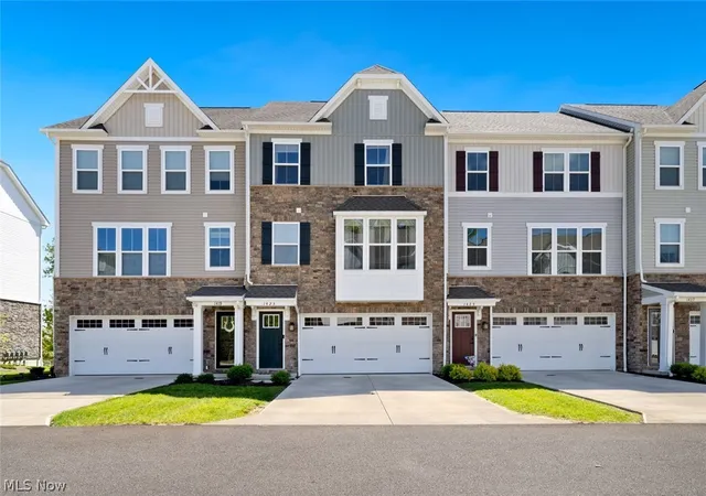 1423-chateau-pl-avon-oh-44011/hzid_9ce924be