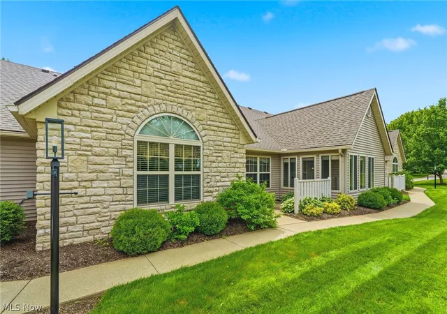 8717-dublin-ridge-cir-nw-massillon-oh-44646/hzid_dd0dc9de