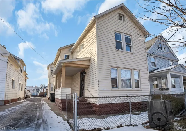 3533-carlyle-ave-cleveland-oh-44109/hzid_d4ac8226