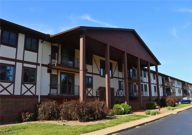 4849-grace-rd-north-olmsted-oh-44070/hzid_9e0b2021