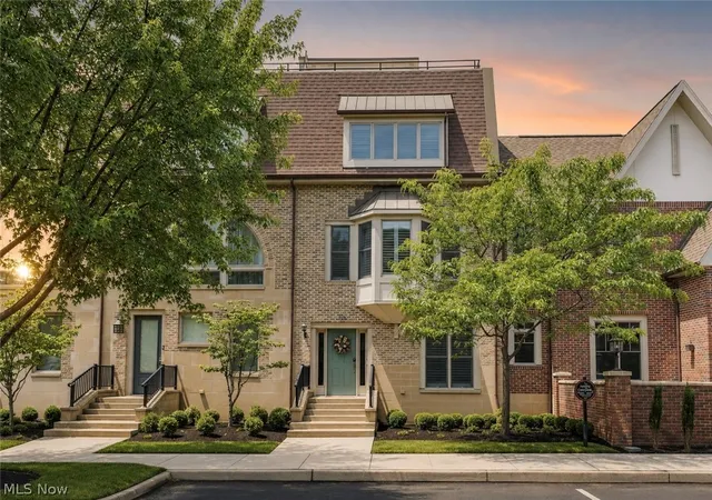 128-vine-st-16a-westlake-oh-44145/hzid_185582ce