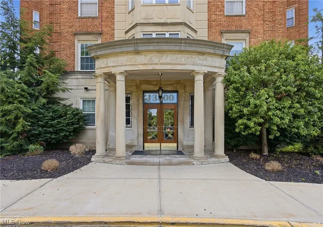 13800-fairhill-rd-419-shaker-heights-oh-44120/hzid_c0143e54
