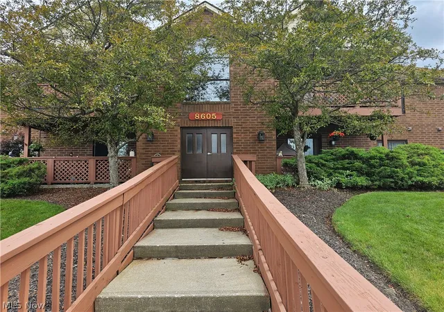 8605-scenicview-dr-203-broadview-heights-oh-44147/hzid_0f9256a1
