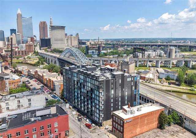 2222-detroit-ave-515-cleveland-oh-44113/hzid_0e8c57f7