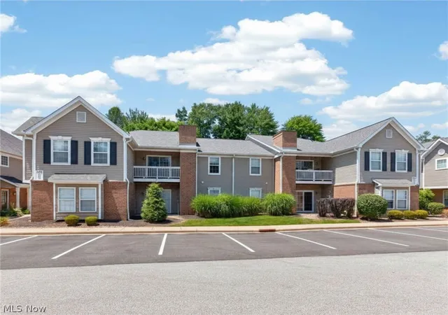 3324-lenox-village-dr-222-fairlawn-oh-44333/hzid_f8c2ce1a