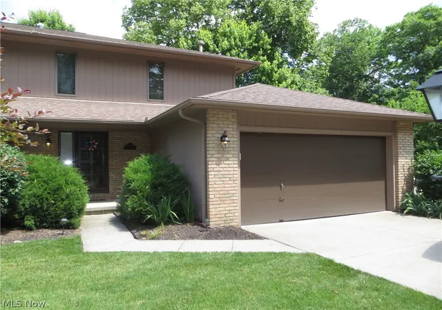 18606-buccaneer-creek-dr-16-strongsville-oh-44136/hzid_06e5e4c3