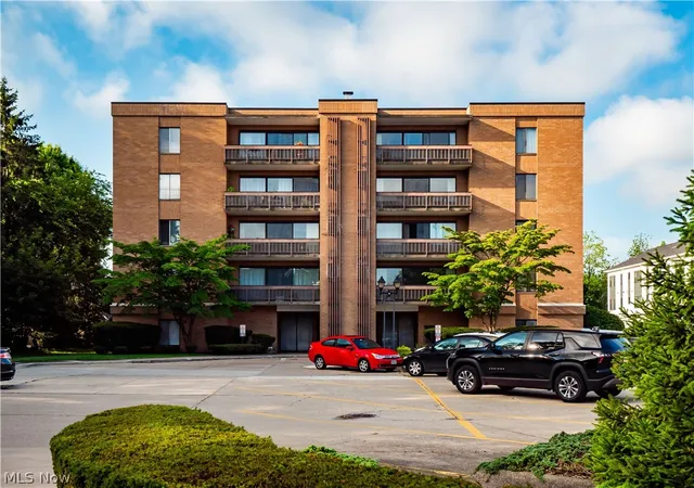 22555-center-ridge-rd-202-rocky-river-oh-44116/hzid_42258650