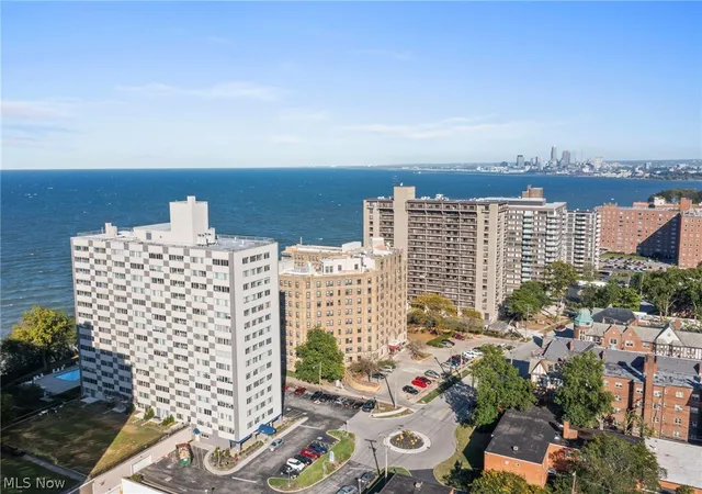 12520-edgewater-dr-1501-lakewood-oh-44107/hzid_43161319