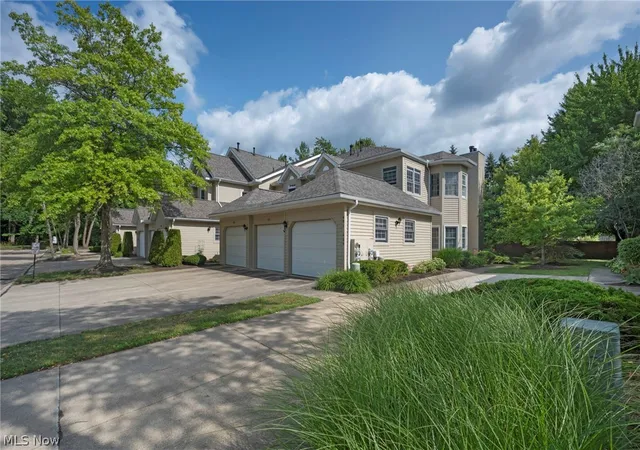 491-eagle-trace-491-mayfield-heights-oh-44124/hzid_a28b855b