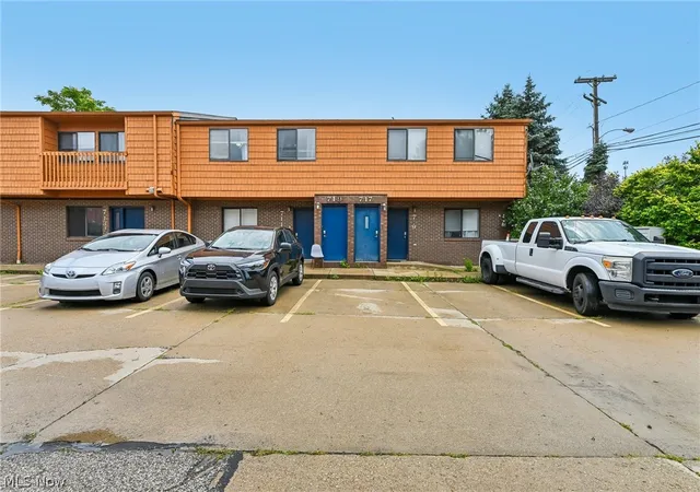 711-719-carroll-st-akron-oh-44304/hzid_633e25d7