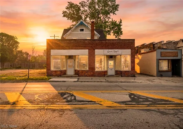 16-columbus-st-bedford-oh-44146/hzid_87d870a8