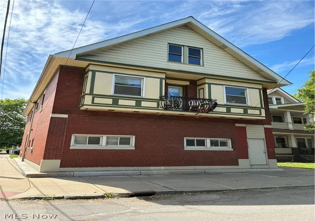 2598-w-10th-street-cleveland-oh-44113/hzid_5a9ffb8e
