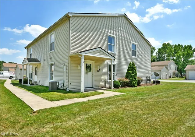 2832-ivy-hl-cir-d-cortland-oh-44410/hzid_3079b4f3