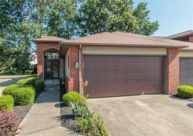 5211-parkhurst-dr-sheffield-village-oh-44054/hzid_ead7d875