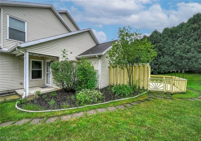 5203-cline-rd-b-kent-oh-44240/hzid_1c35cde8