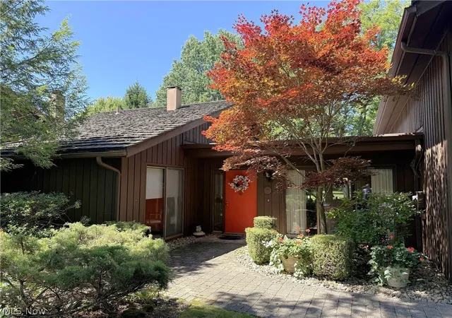438-73-cedar-ridge-aurora-oh-44202/hzid_2c6adee0