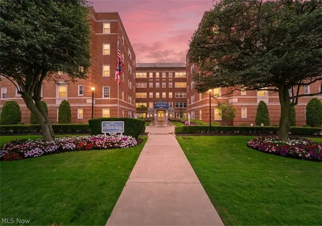 19015-van-aken-blvd-311-shaker-heights-oh-44122/hzid_560cbdcf