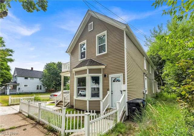 3107-seymour-ave-cleveland-oh-44113/hzid_01193d20