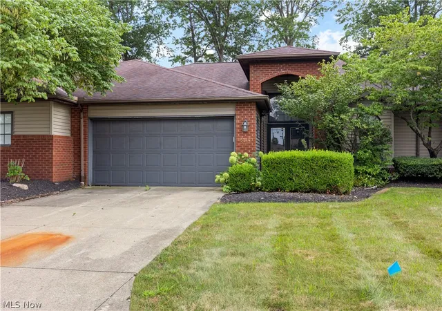 5214-parkhurst-dr-sheffield-village-oh-44054/hzid_f1ea1a97