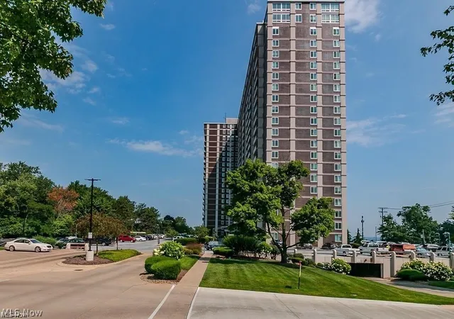12900-lake-ave-707-lakewood-oh-44107/hzid_03496bfb