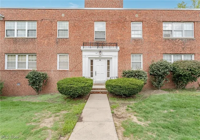 3271-warrensville-ctr-rd-8b-shaker-heights-oh-44122/hzid_7b138971