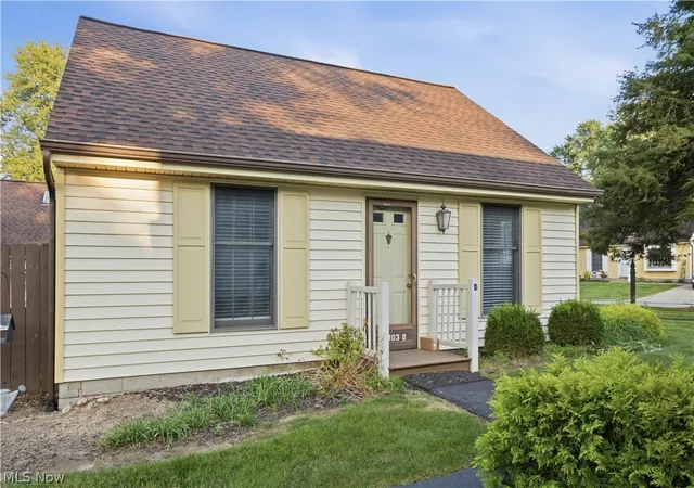 46103-new-england-sq-new-waterford-oh-44445/hzid_1cbaa862