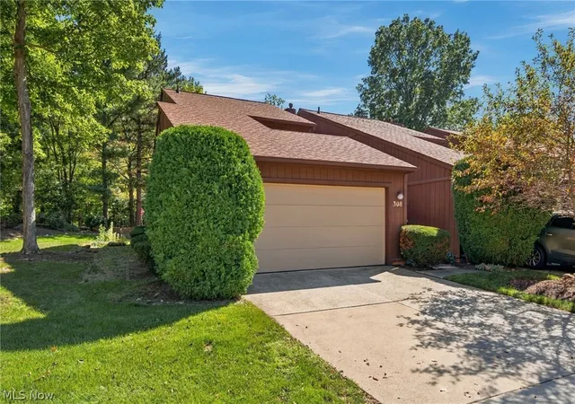308-katey-rose-ln-308-cleveland-oh-44143/hzid_bf2831c7