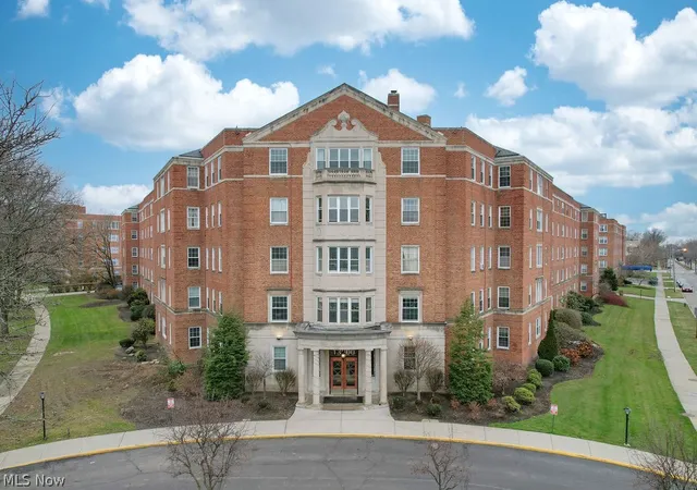 13800-fairhill-rd-314-cleveland-oh-44120/hzid_20649da5