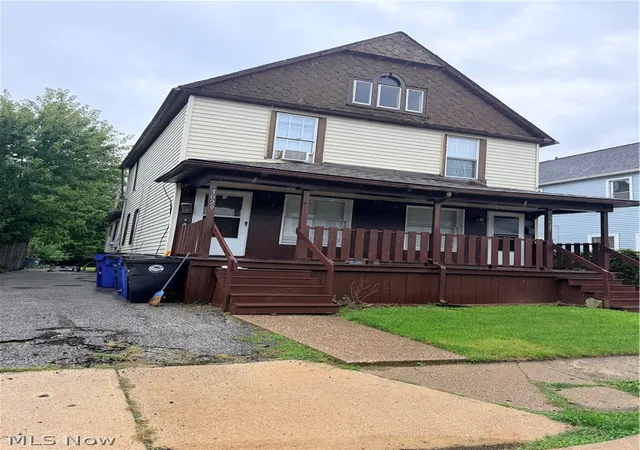 3029-3031-w-104th-street-cleveland-oh-44111/hzid_7b7318ec