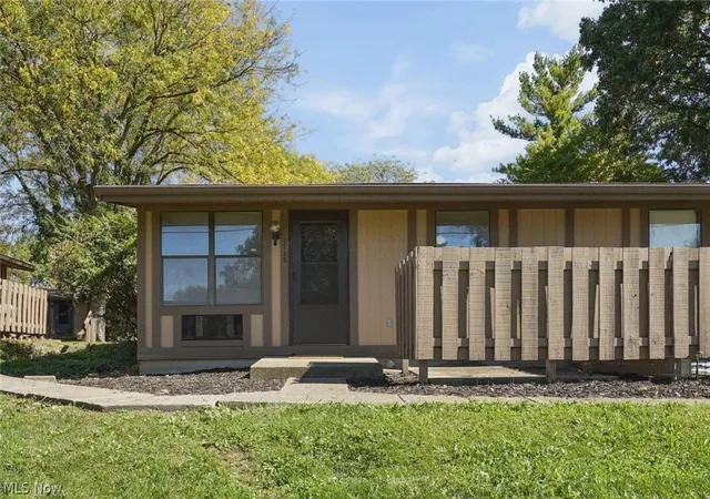 1783-sunapple-way-columbus-oh-43232/hzid_a5a5d5d3