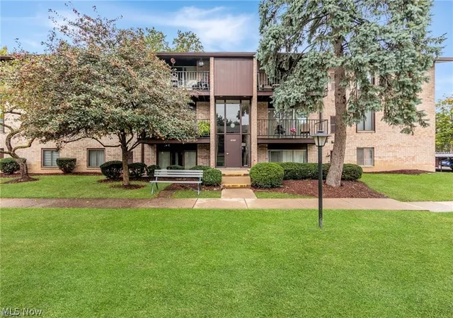 16480-heather-ln-303-cleveland-oh-44130/hzid_2ce53610