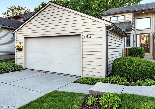 4521-oakhill-blvd-lorain-oh-44053/hzid_0ff22343