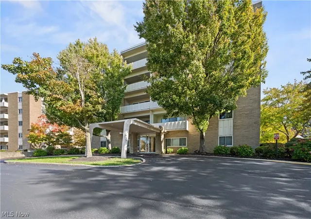 2159-wooster-rd-45-rocky-river-oh-44116/hzid_bac4af8b