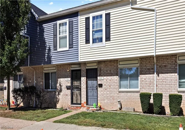 7207-otis-ct-cleveland-oh-44104/hzid_3b4712ff
