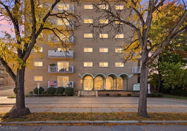14567-madison-ave-303-lakewood-oh-44107/hzid_8a47bbd6