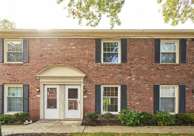76-menlo-park-dr-akron-oh-44313/hzid_cf12c255