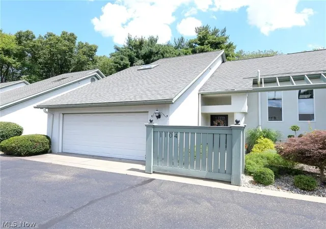 1104-courtyard-sq-zanesville-oh-43701/hzid_6f3da95d