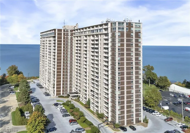 12900-lake-ave-1224-lakewood-oh-44107/hzid_4f92519e