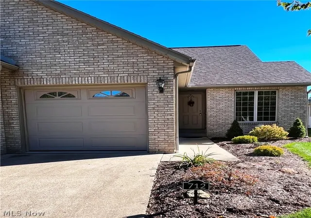 712-parkview-dr-dover-oh-44622/hzid_330476c9