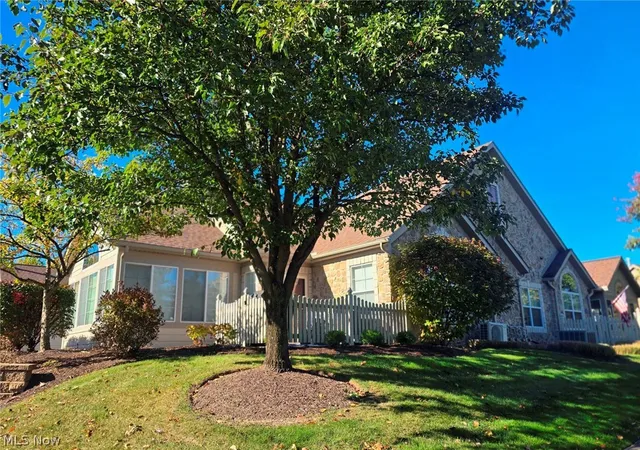 261-arlington-dr-aurora-oh-44202/hzid_2f08e5fa